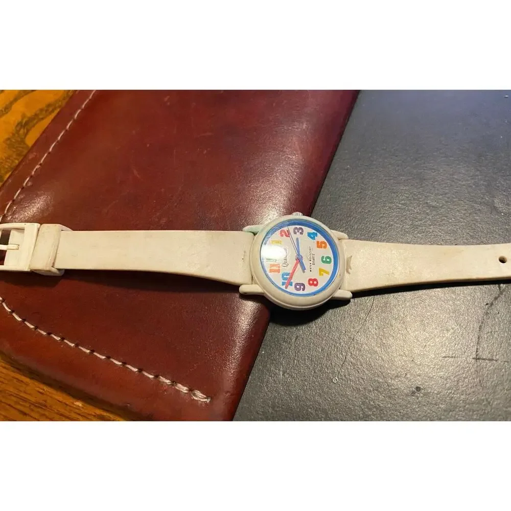 Women's Water Resistant Quartz Quantum Watch, White Poly Case and Band